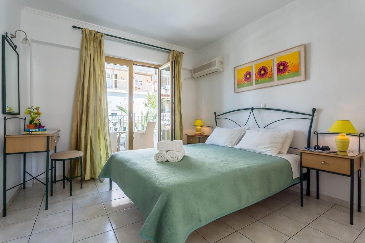 Ritsa Studios Skiathos by Eksteriør billede