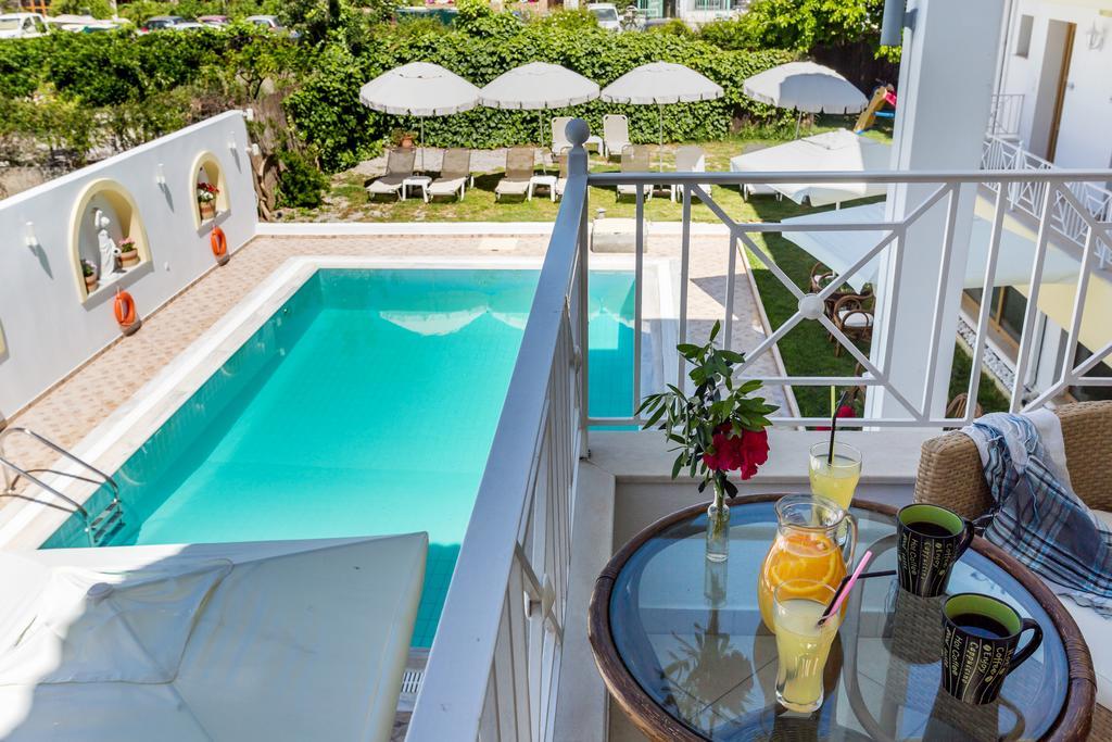 Ritsa Studios Skiathos by Eksteriør billede