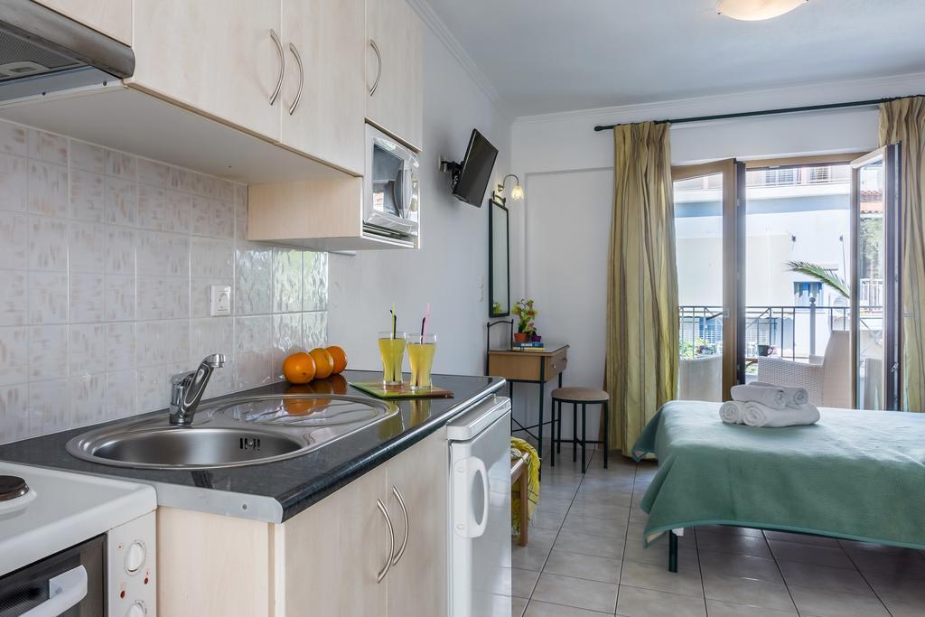 Ritsa Studios Skiathos by Eksteriør billede