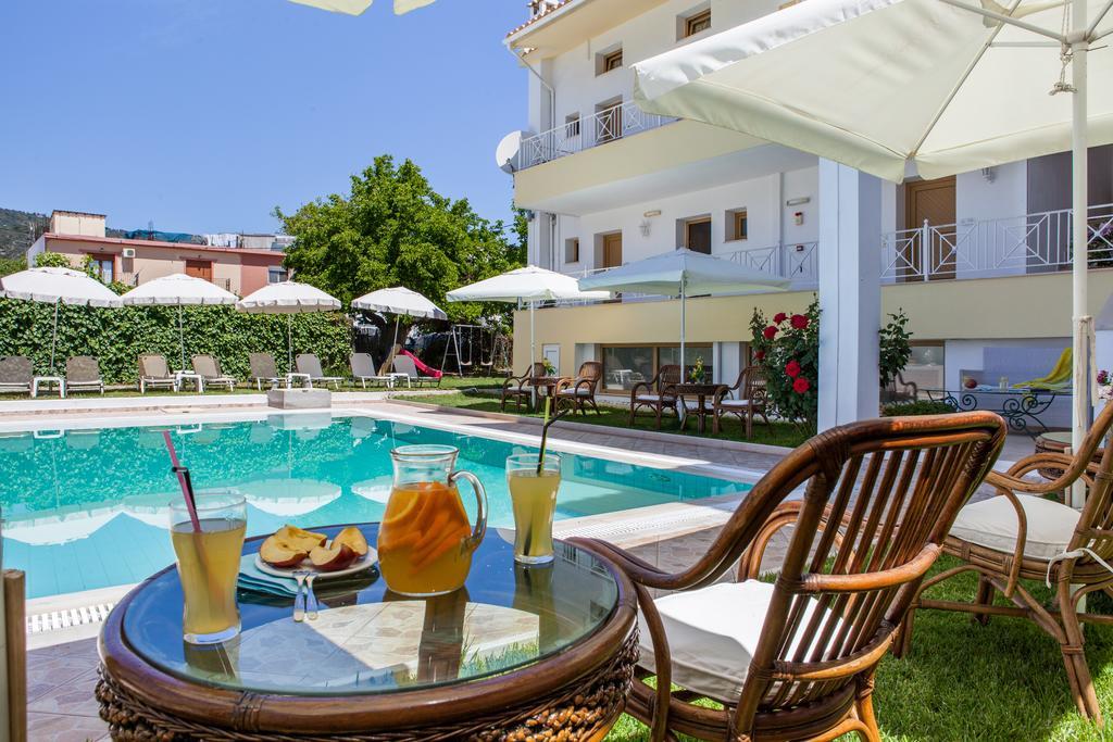 Ritsa Studios Skiathos by Eksteriør billede