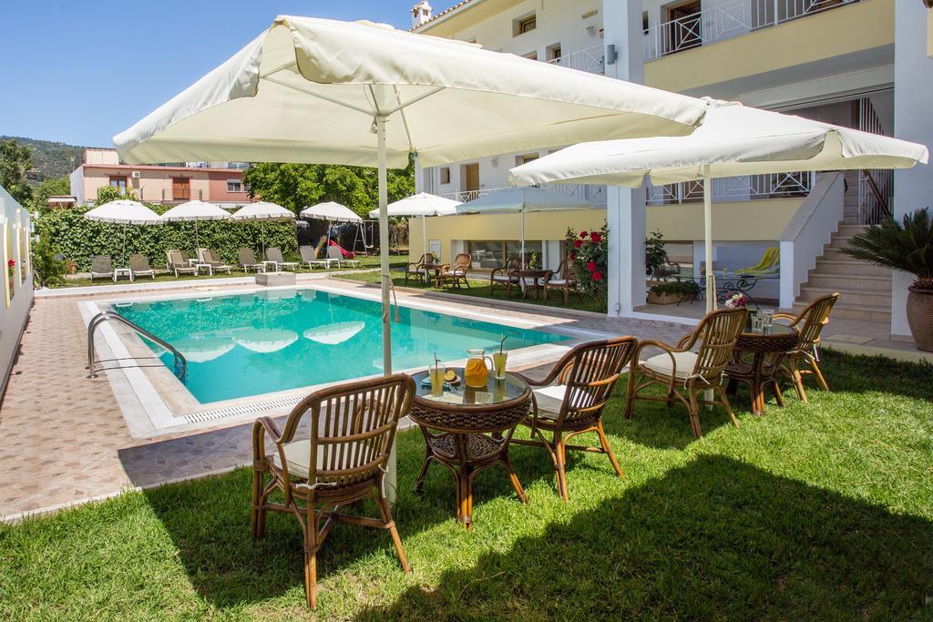 Ritsa Studios Skiathos by Eksteriør billede